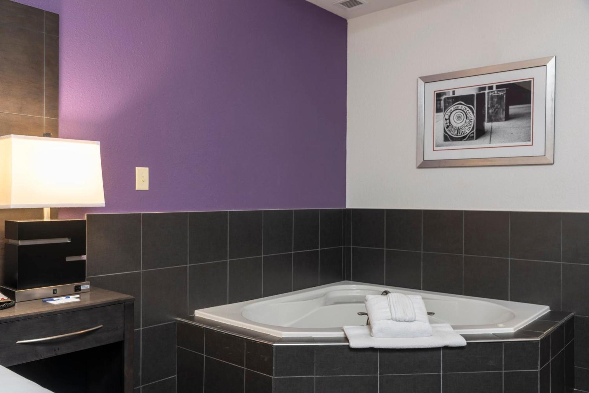 Holiday Inn Express & Suites Columbus - Polaris, An Ihg Hotel Exterior photo