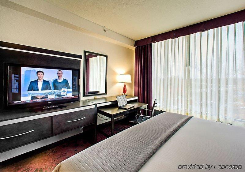 Holiday Inn Express & Suites Columbus - Polaris, An Ihg Hotel Room photo